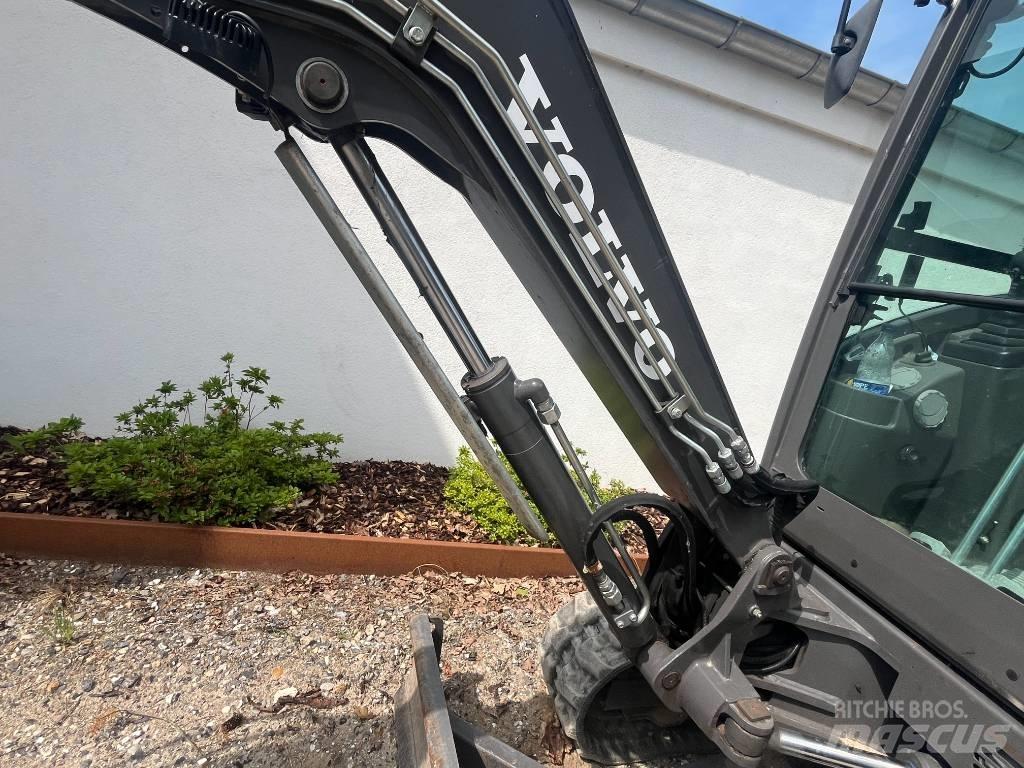 Volvo ECR 25 D Mini rýpadlá < 7t