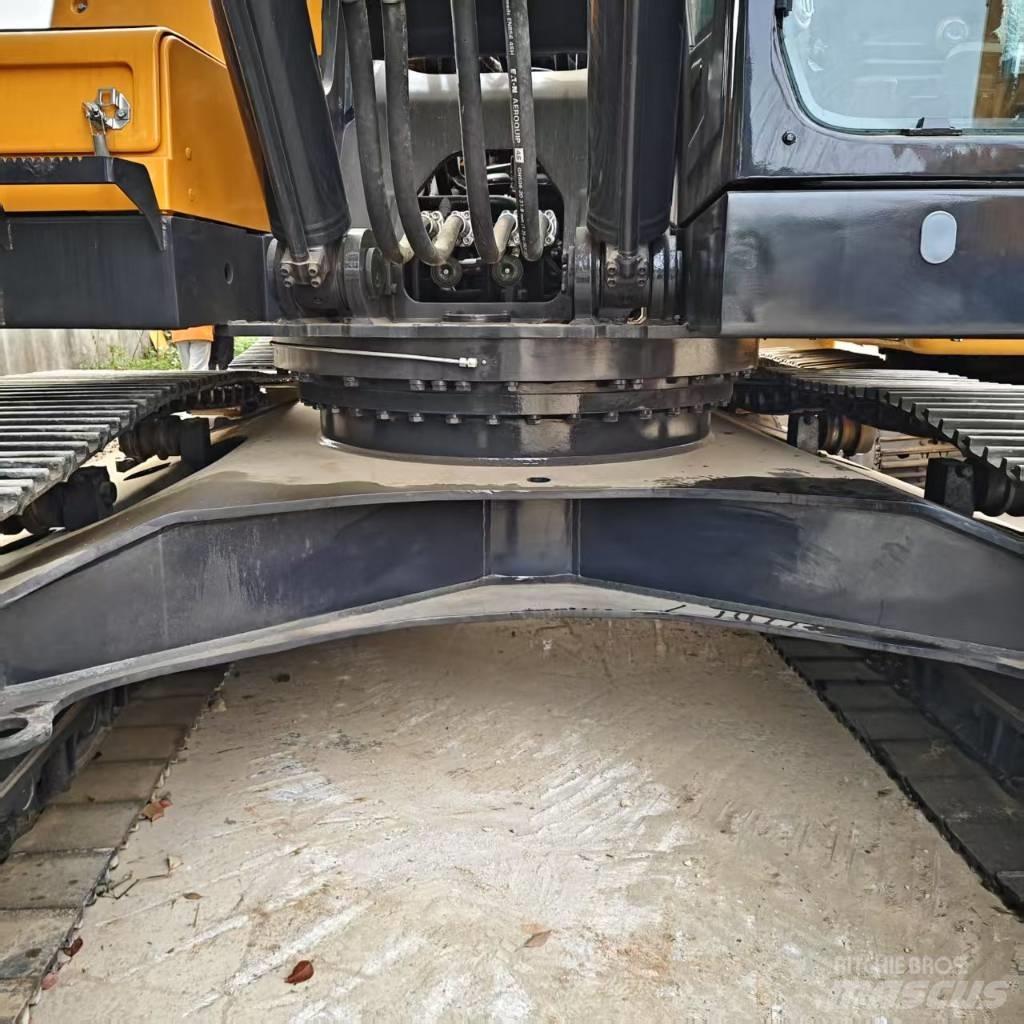 Volvo EC 380 D L Pásové rýpadlá