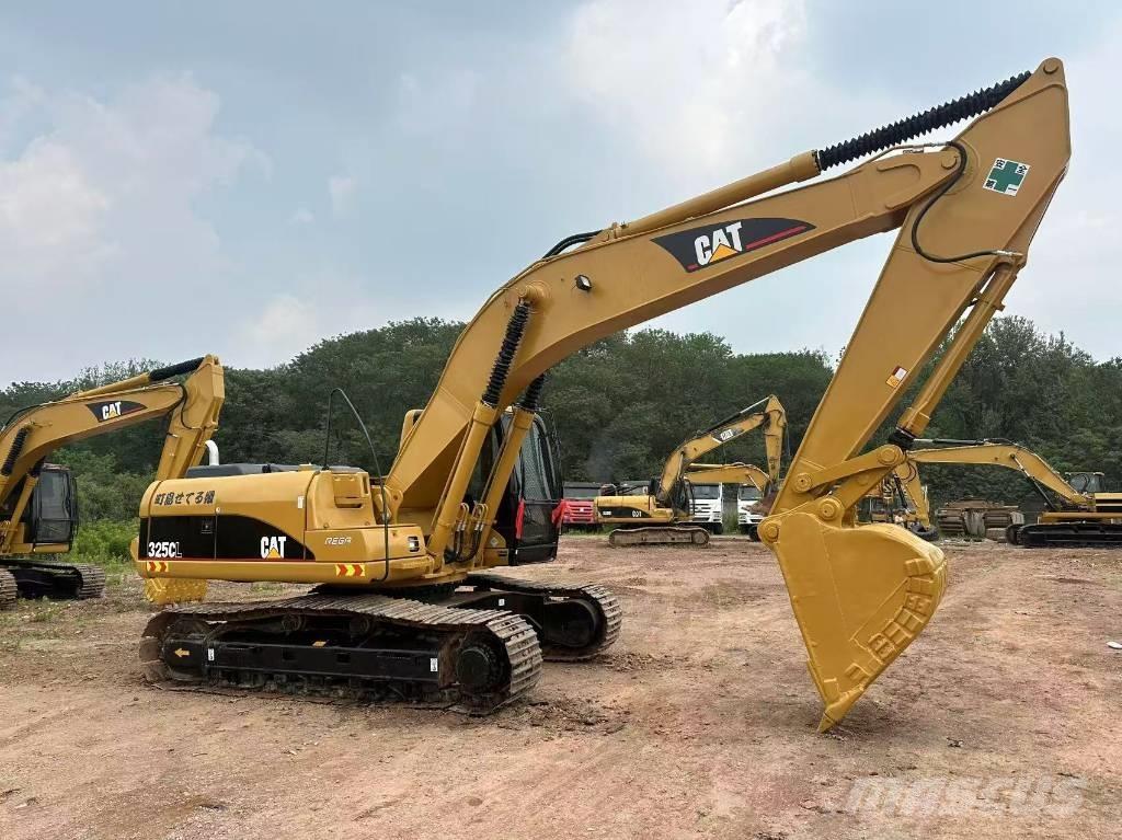 CAT 325 CL Pásové rýpadlá