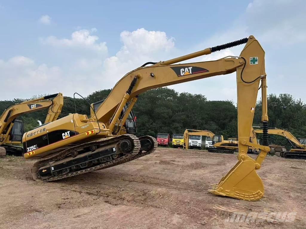 CAT 325 CL Pásové rýpadlá