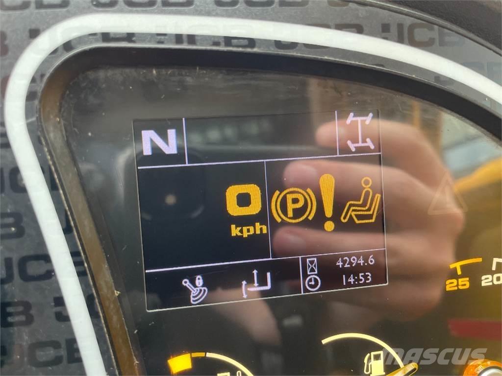 JCB 527-58 Agri Teleskopické manipulátory