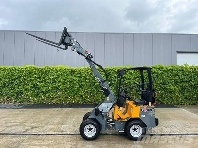 GiANT G 1200 TELE Kolesové nakladače