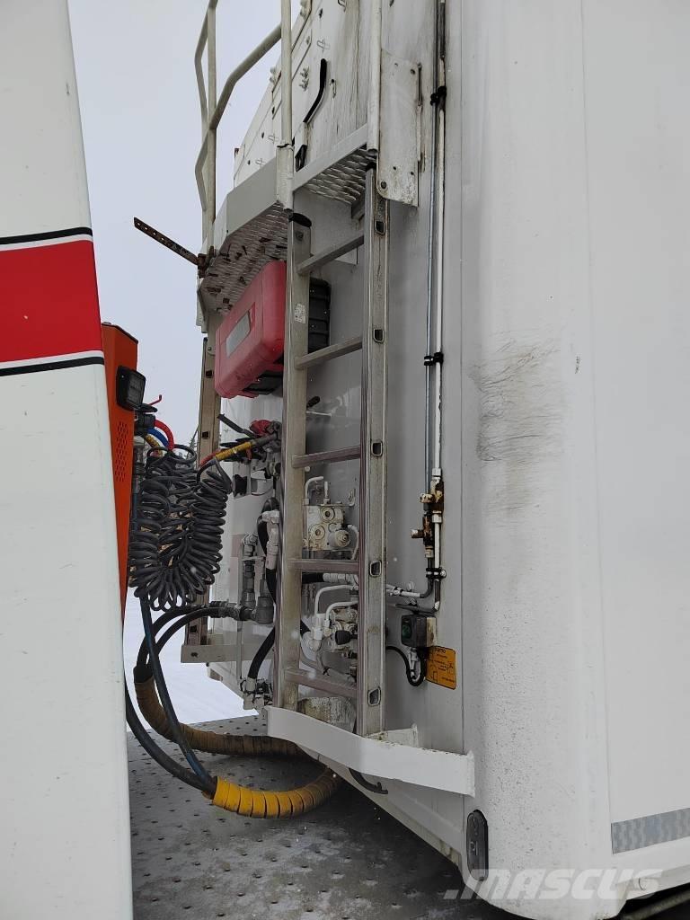 Knapen K 502 Návesy na drevnú štiepku