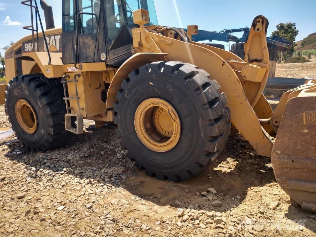 CAT 966 H Kolesové nakladače