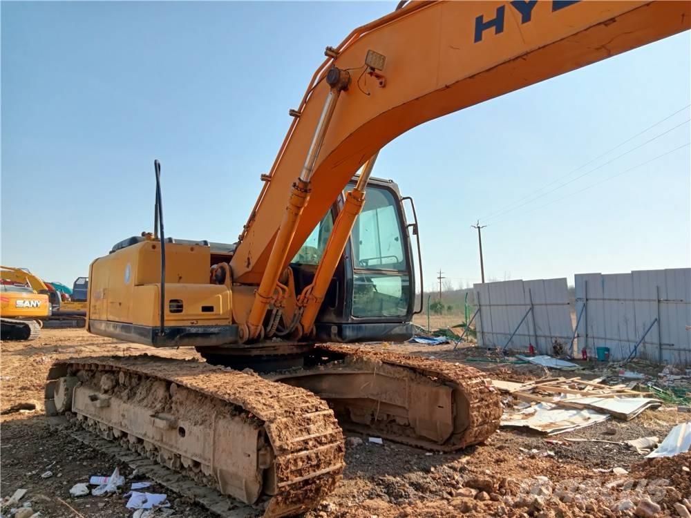 Hyundai R225LC-7 Pásové rýpadlá