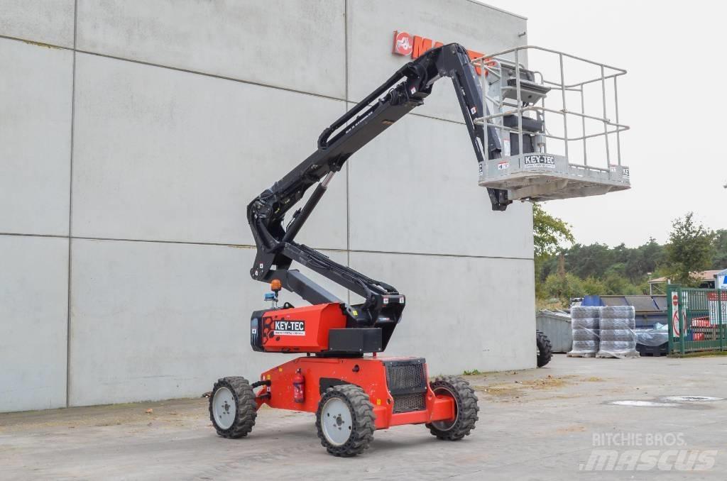 Manitou ManGo 12 Kĺbové plošiny