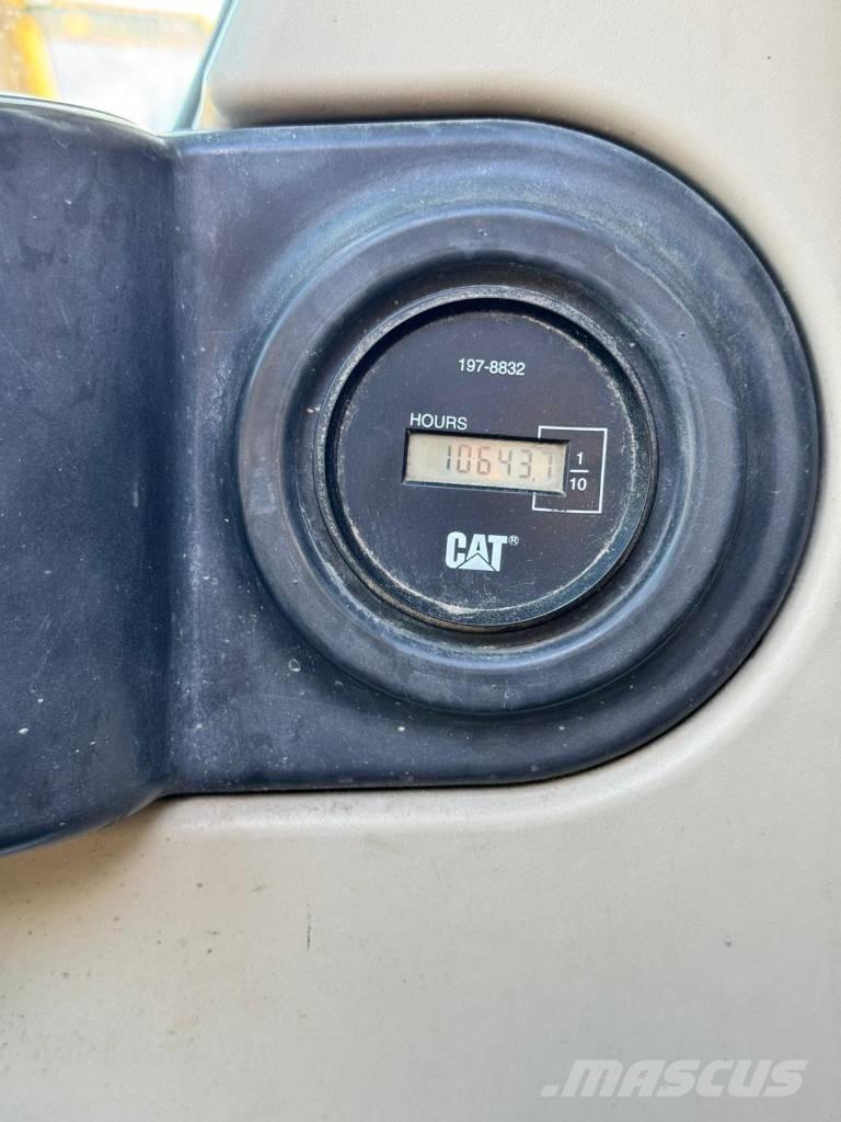 CAT M 315 C Kolesové rýpadlá