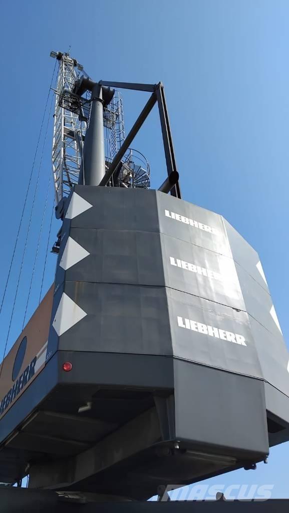 Liebherr LHM 280 Prístavné žeriavy