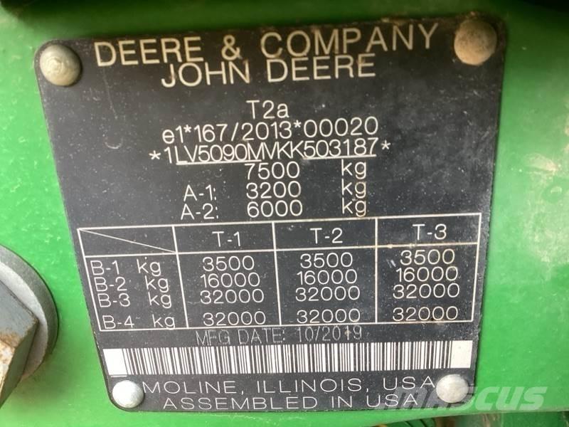 John Deere 5090M Traktory