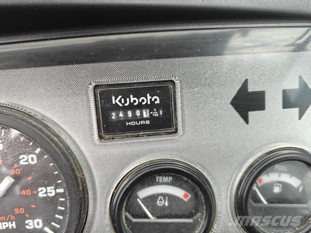 Kubota RTV900-4X4 Komunálna technika - ostatné