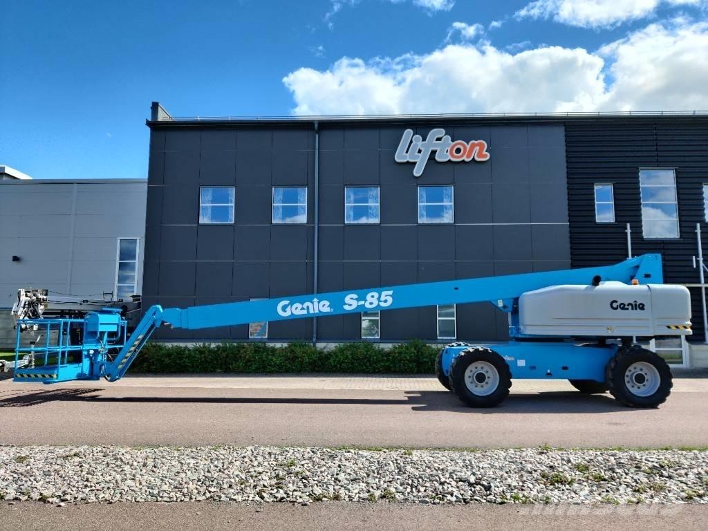 Genie S 85 Bomlift Kĺbové plošiny