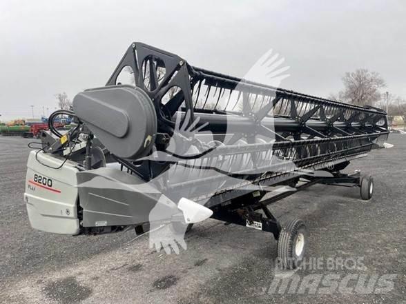 Agco 8200 Kombajnove hlavice