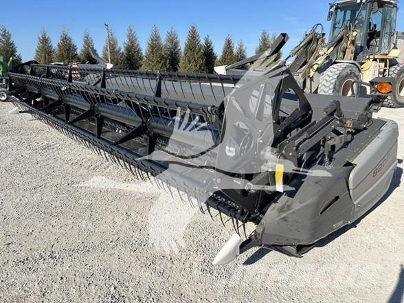 Agco 8200 Kombajnove hlavice
