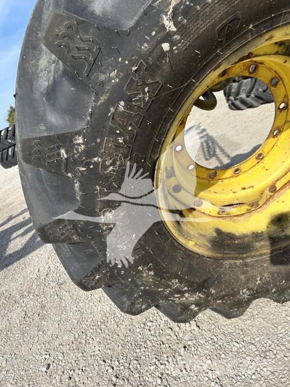 BKT 600/65R28 Stavebníctvo - ostatné