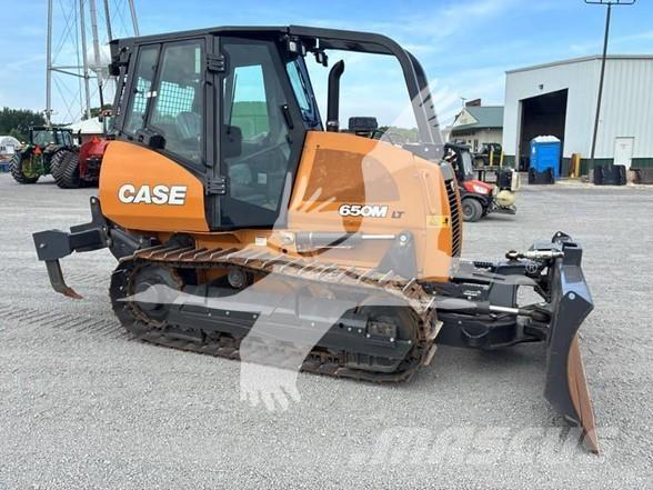 CASE 650M LGP Pásové dozéry