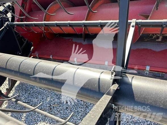 Case IH 1020 Kombajnove hlavice