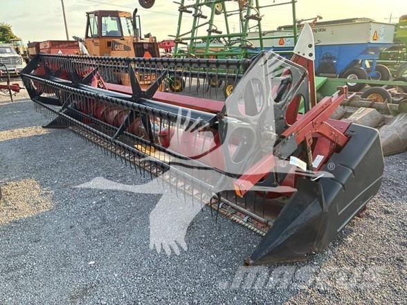 Case IH 1020 Kombajnove hlavice