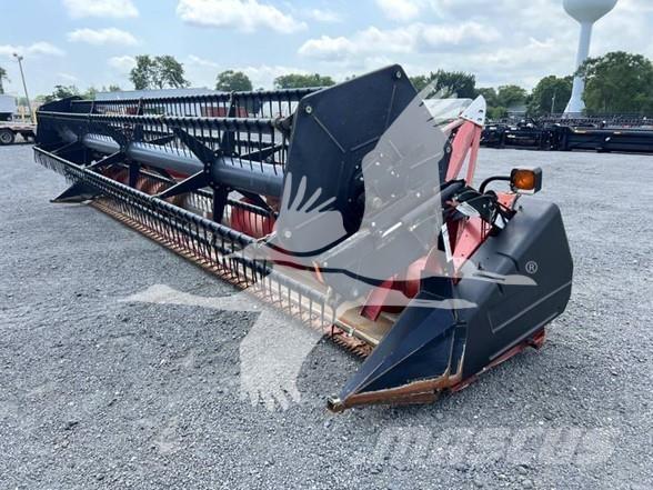 Case IH 1020 Kombajnove hlavice
