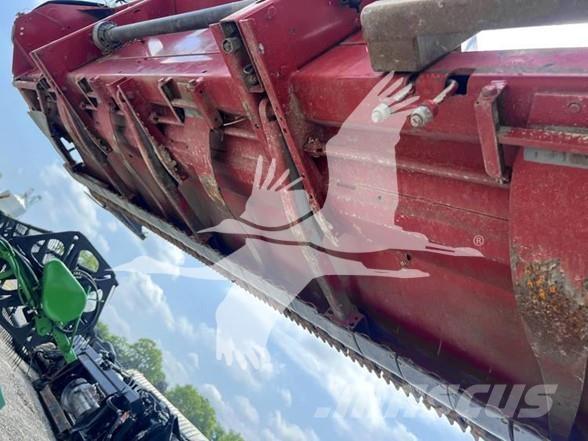 Case IH 1020 Kombajnove hlavice