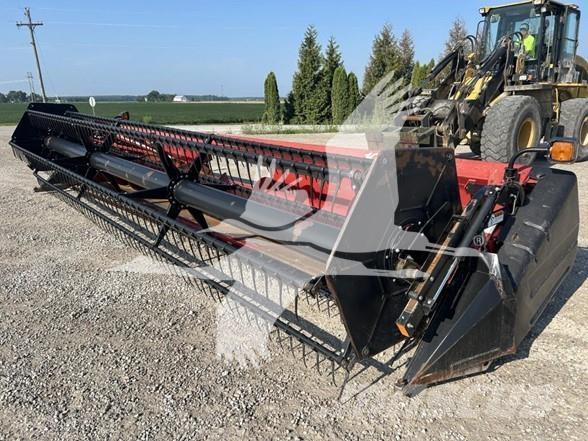 Case IH 1020 Kombajnove hlavice