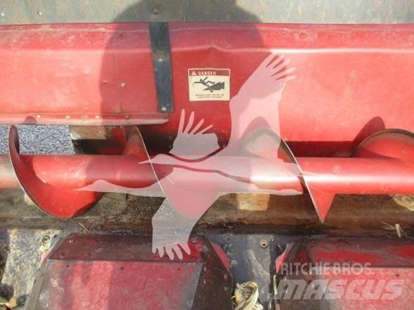 Case IH 1063 Kombajnove hlavice