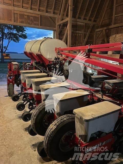 Case IH 1250 Sadiace stroje