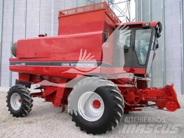 Case IH 1660 Kombinované zberacie stroje
