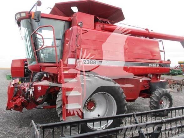 Case IH 2388 Kombinované zberacie stroje