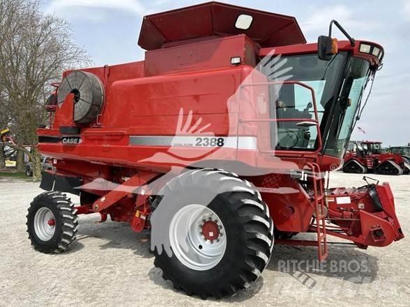 Case IH 2388 Kombinované zberacie stroje