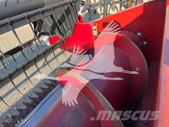 Case IH 3020 Kombajnove hlavice