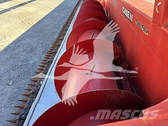 Case IH 3020 Kombajnove hlavice