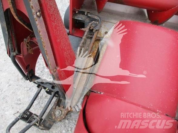 Case IH 3408 Kombajnove hlavice
