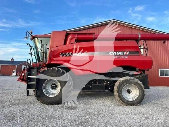 Case IH 5088 Kombinované zberacie stroje