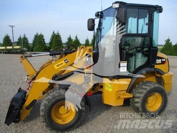 CAT 903D Kolesové nakladače