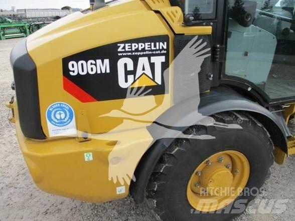 CAT 906M Kolesové nakladače