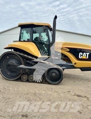 CAT CH45 Traktory