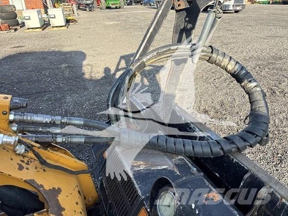 CAT HM415B Lesné mulčovače