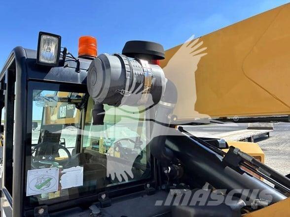 CAT TL943C Teleskopické manipulátory