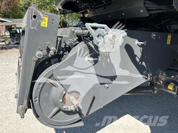 Gleaner S77 Kombinované zberacie stroje