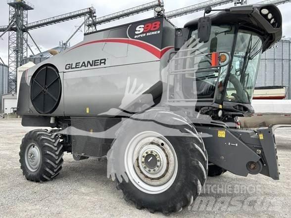 Gleaner S98 Kombinované zberacie stroje