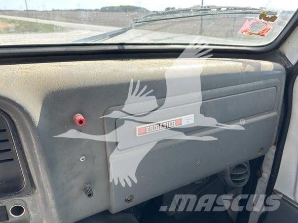 GMC BRIGADIER Ťahače