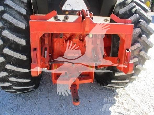 J I Case 2390 Traktory