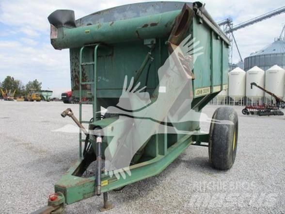 John Deere 400 Obilné návesy
