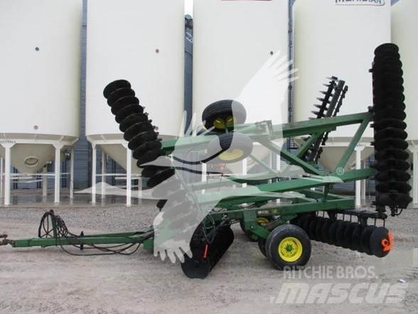John Deere 630 Tanierové brány