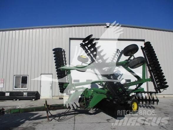 John Deere 630 Tanierové brány