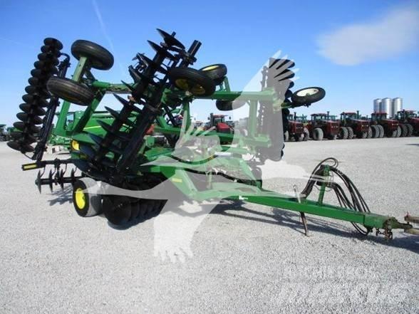 John Deere 637 Tanierové brány