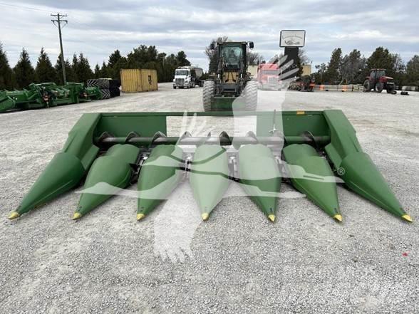 John Deere 643 Kombajnove hlavice