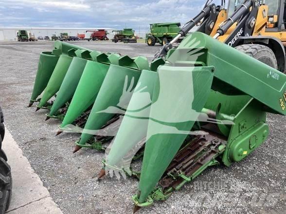John Deere 693 Kombajnove hlavice