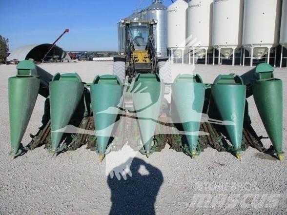 John Deere 693 Kombajnove hlavice