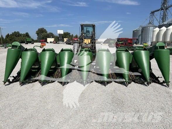 John Deere 893 Kombajnove hlavice